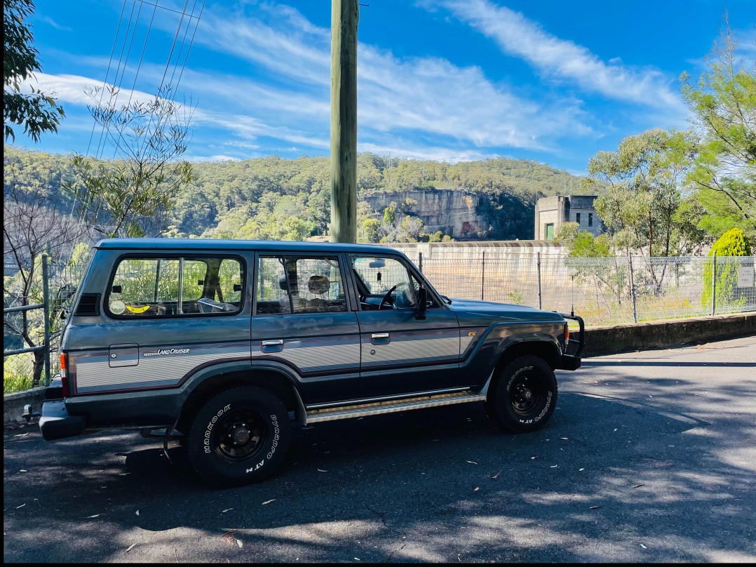 1986 Toyota LANDCRUISER (4x4)