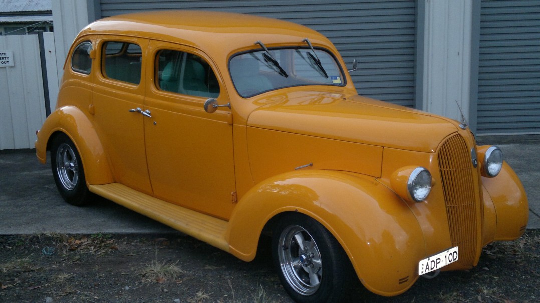 1937 Plymouth D9