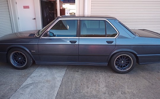 1985 BMW E28 M535i