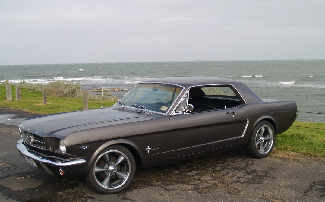 1965 Ford MUSTANG