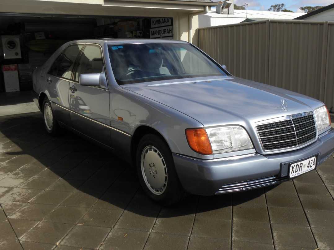 1992 Mercedes-Benz 300SE