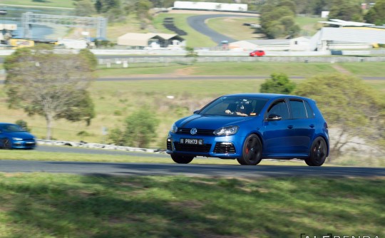 2012 Volkswagen GOLF R