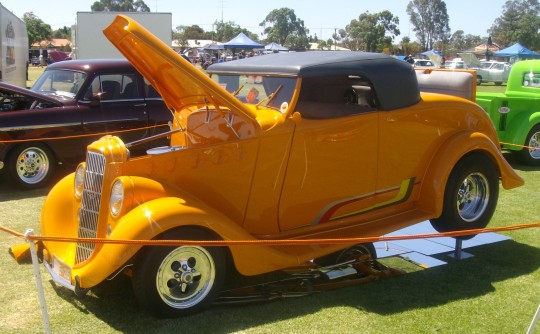 1935 Willys 77