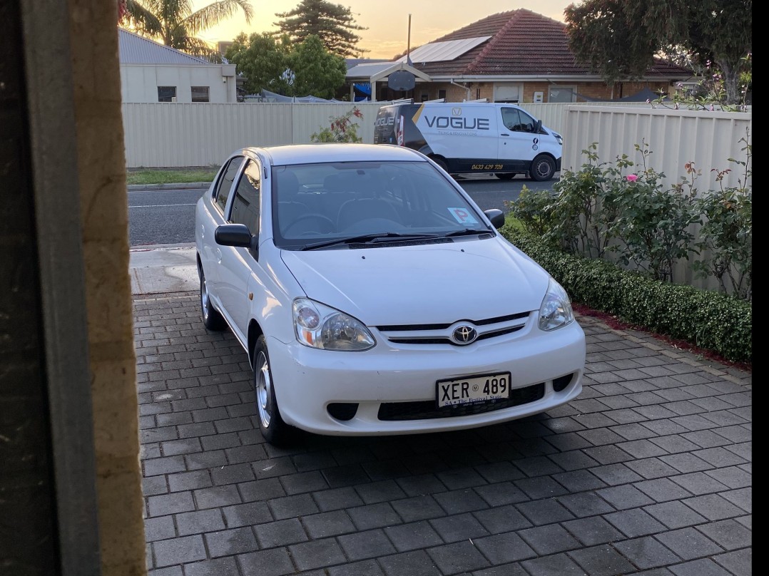 2005 Toyota Echo