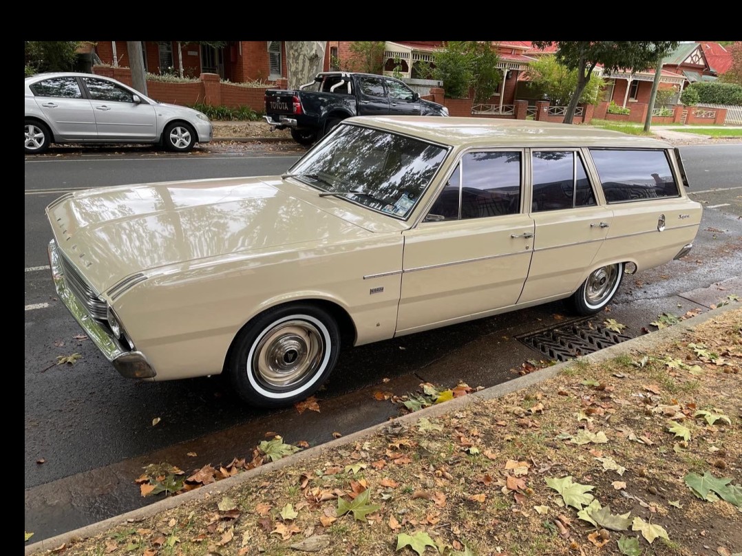 1969 Chrysler Valiant Safari