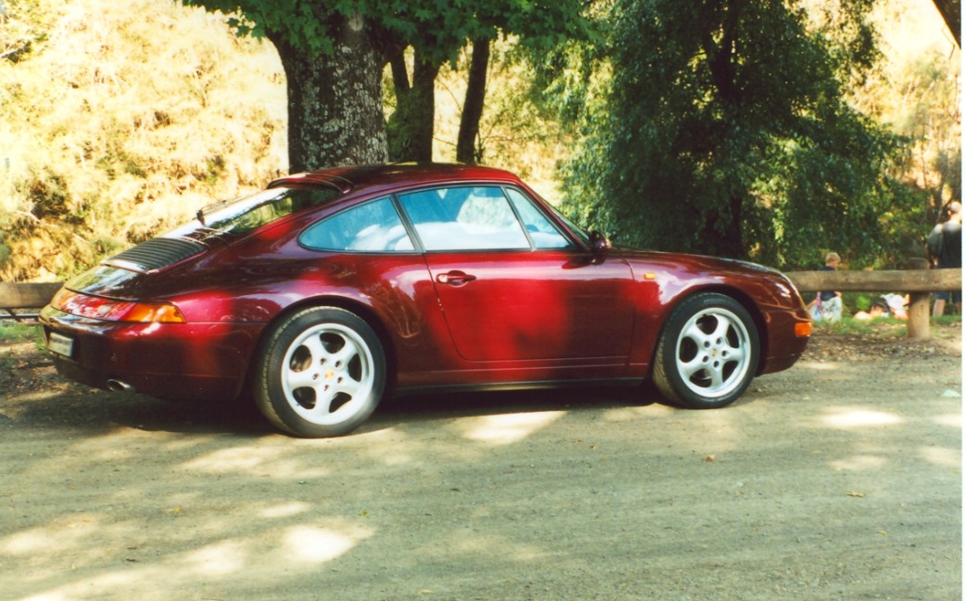 1995 Porsche 911 CARRERA