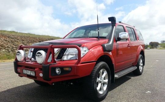 2013 Nissan PATHFINDER ST-L (4x4)