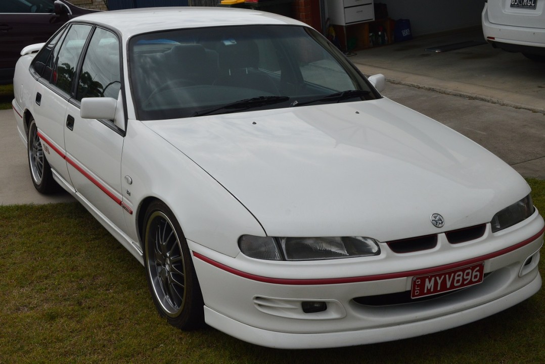 1996 Holden COMMODORE SS