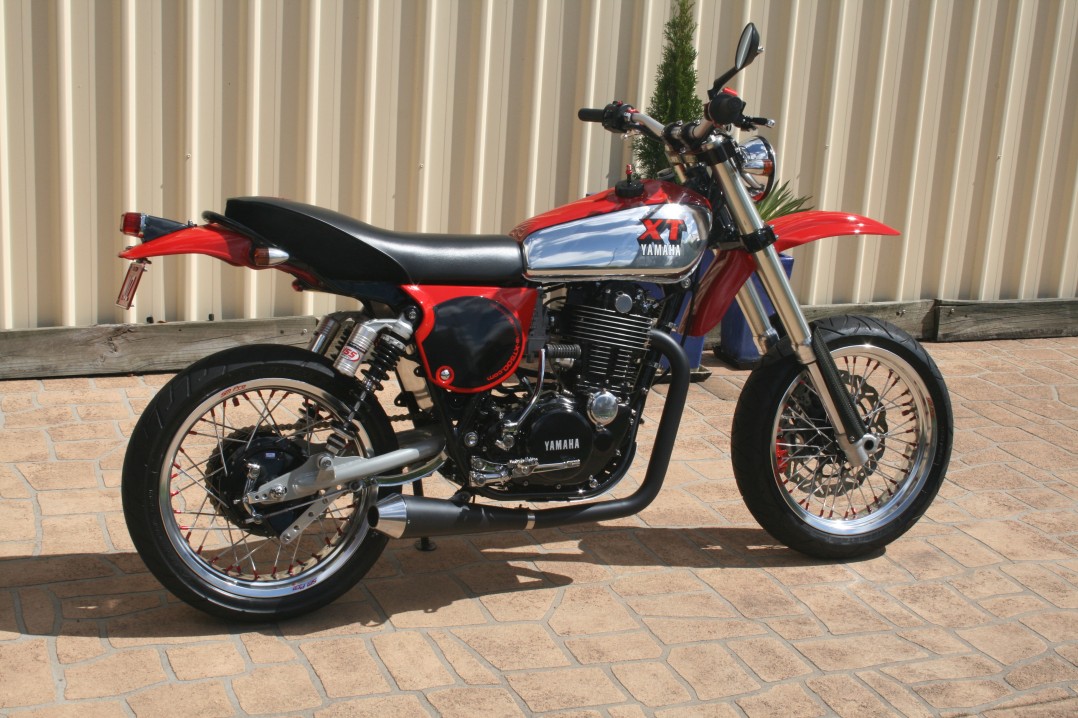 1977 yamaha xt500 D
