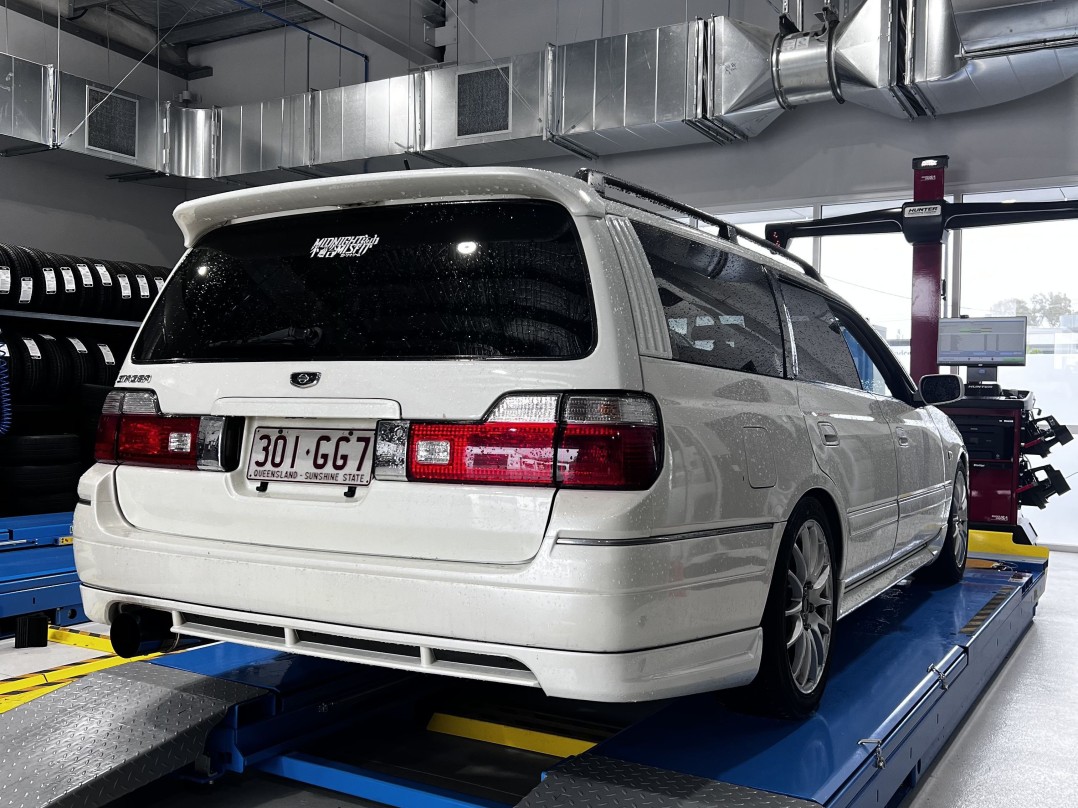 2000 Nissan Stagea c34