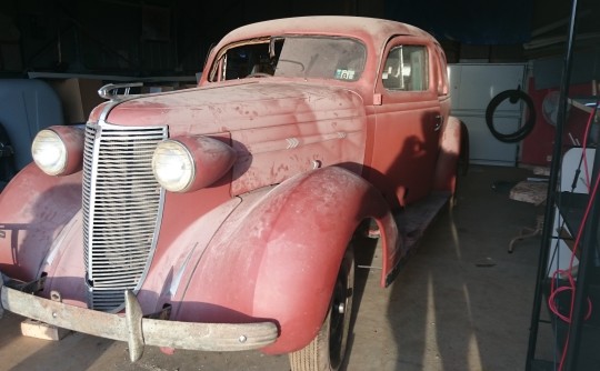 1937 Nash Lafayette 400