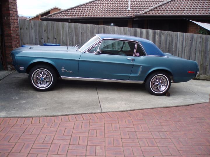 1968 Ford MUSTANG