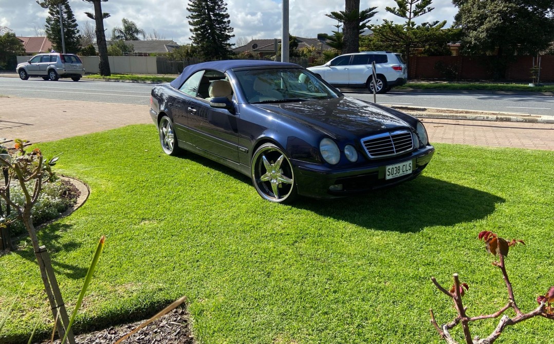 2001 Mercedes-Benz CLK230 KOMP ELEGANCE