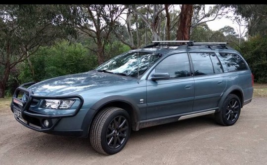 2005 Holden ADVENTRA LX8