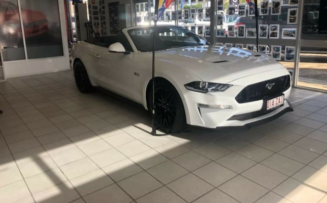 2018 Ford MUSTANG