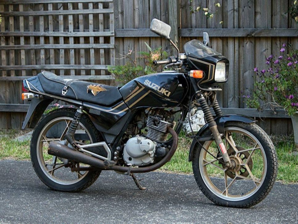 1982 Suzuki 124cc GS125