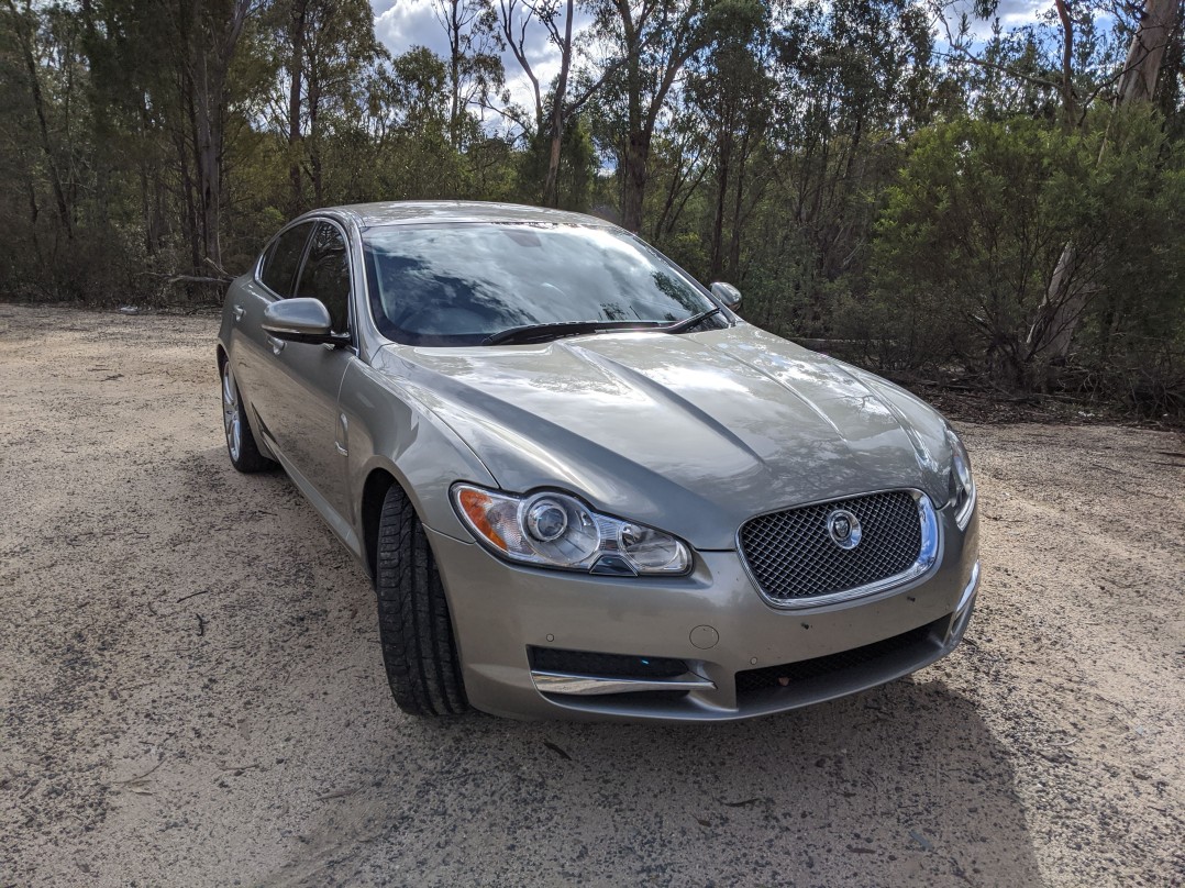 2010 Jaguar XF 5.0 V8 LUXURY