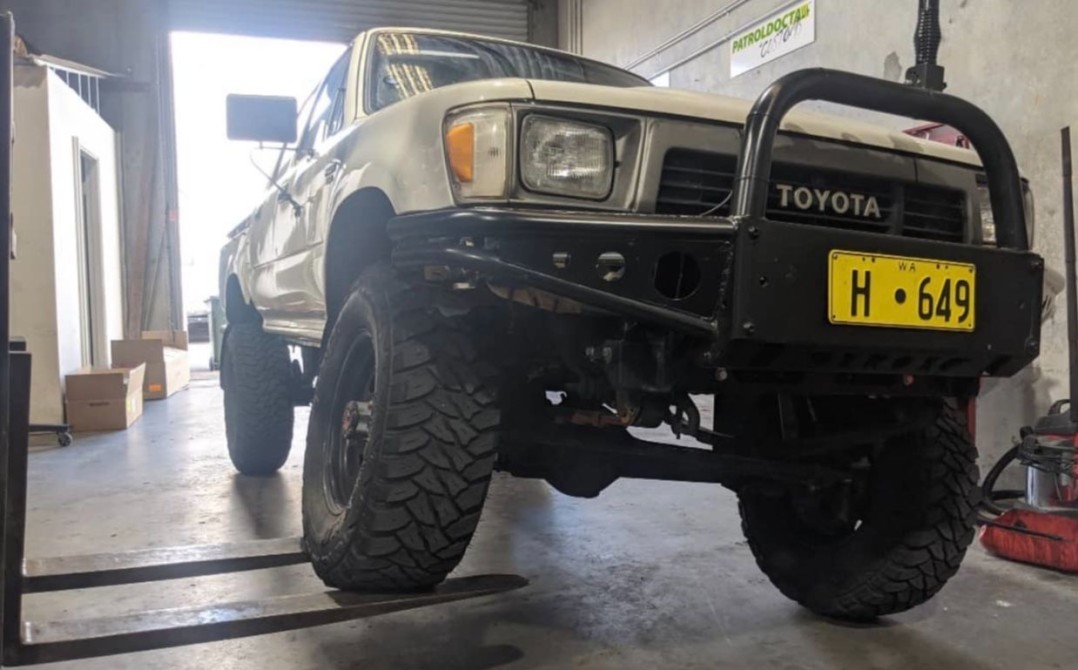 1989 Toyota HILUX (4x4)