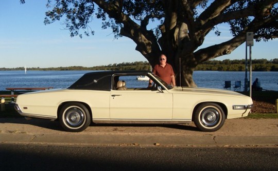 1969 Ford Thunderbird