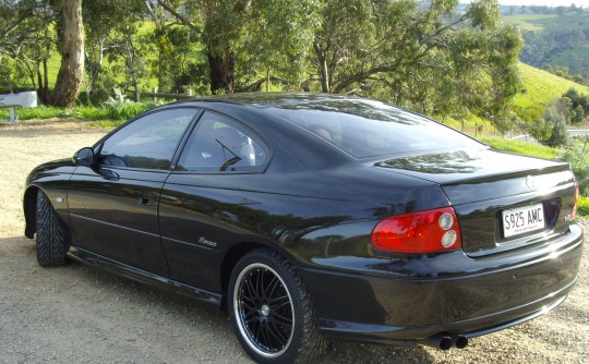 2004 Holden MONARO CV8