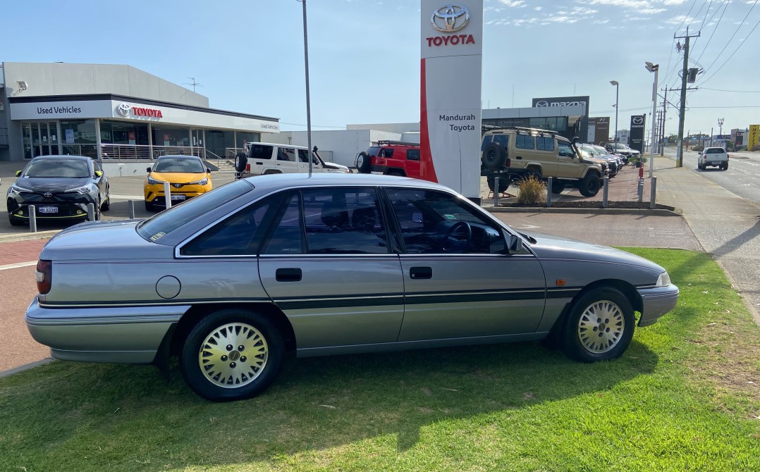 1993 Toyota LEXCEN VXi