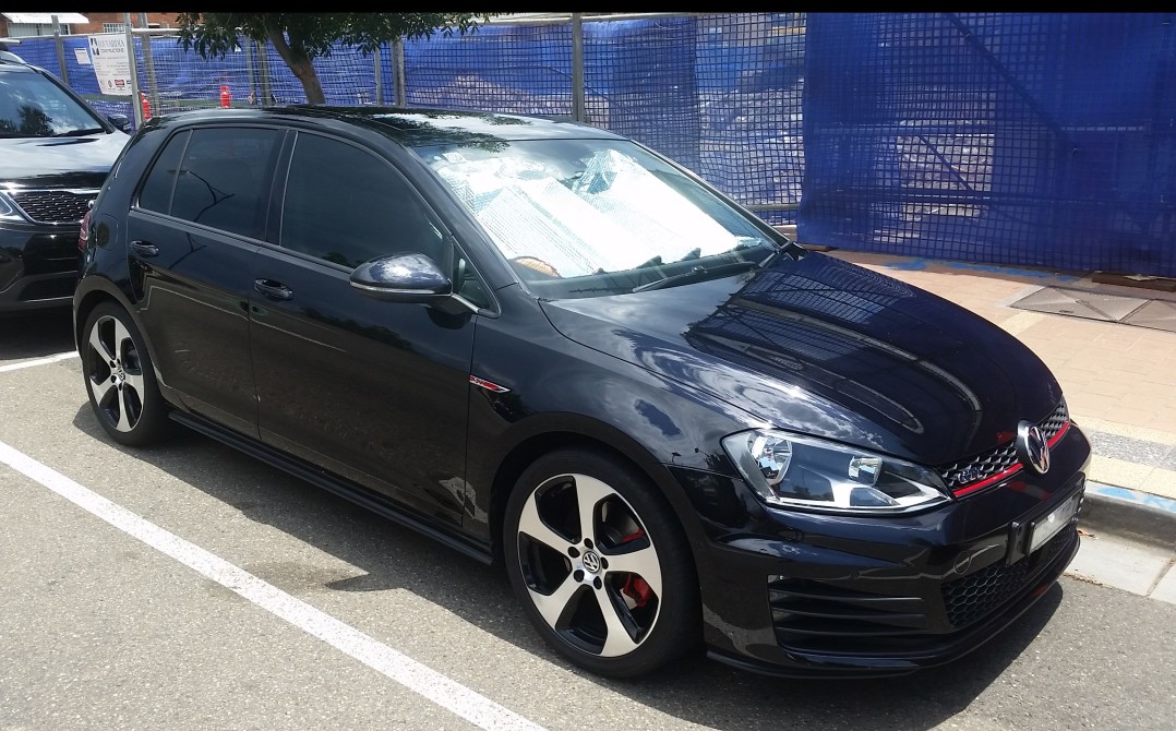 2014 Volkswagen GOLF