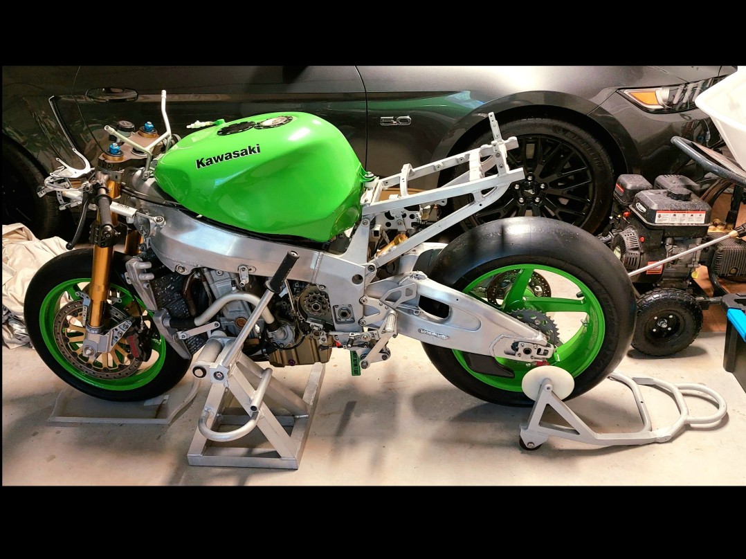 1997 Kawasaki ZX7RR
