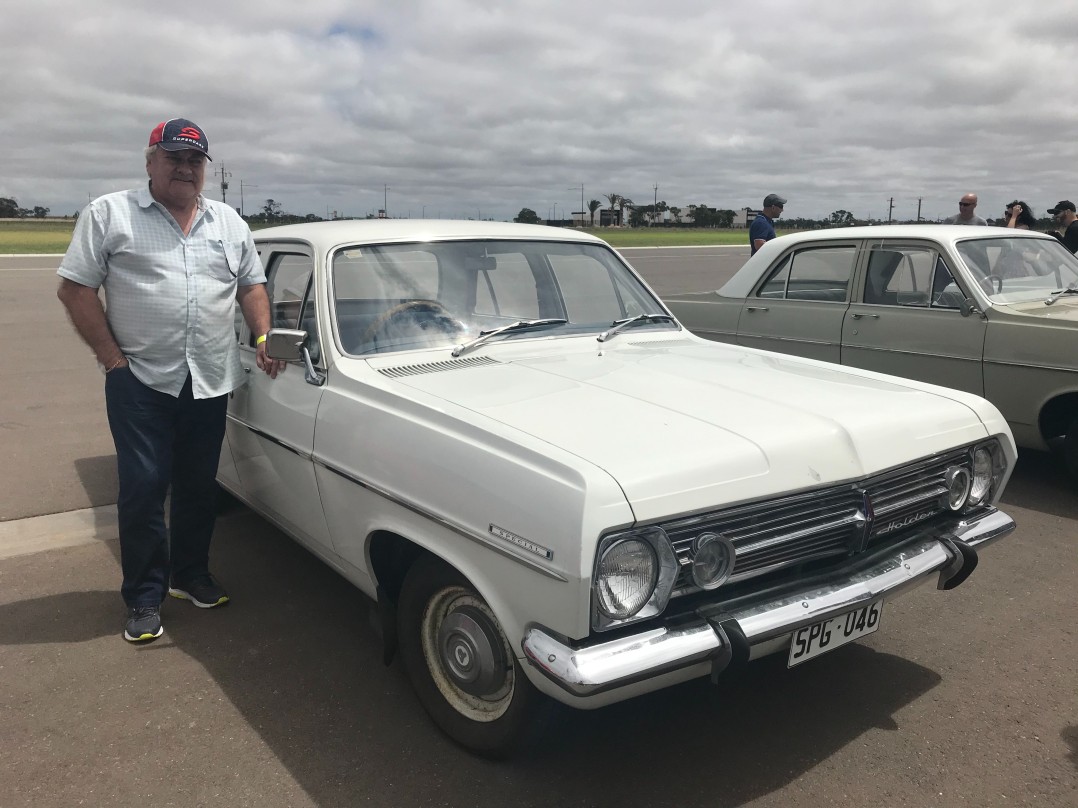 1966 Holden HR