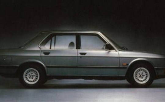 1984 BMW 528i EXECUTIVE