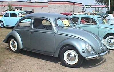 1959 Volkswagen Beetle (small window)