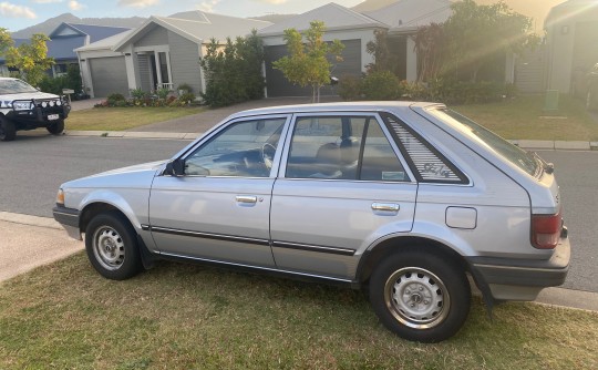 1989 Mazda 313