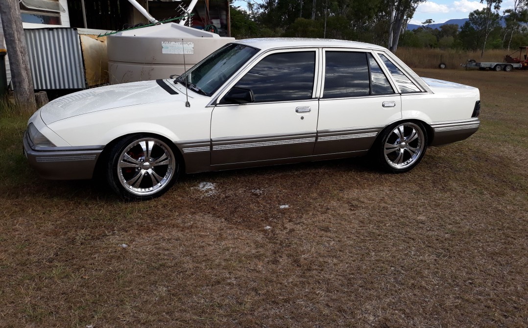 1986 Holden vl commodore