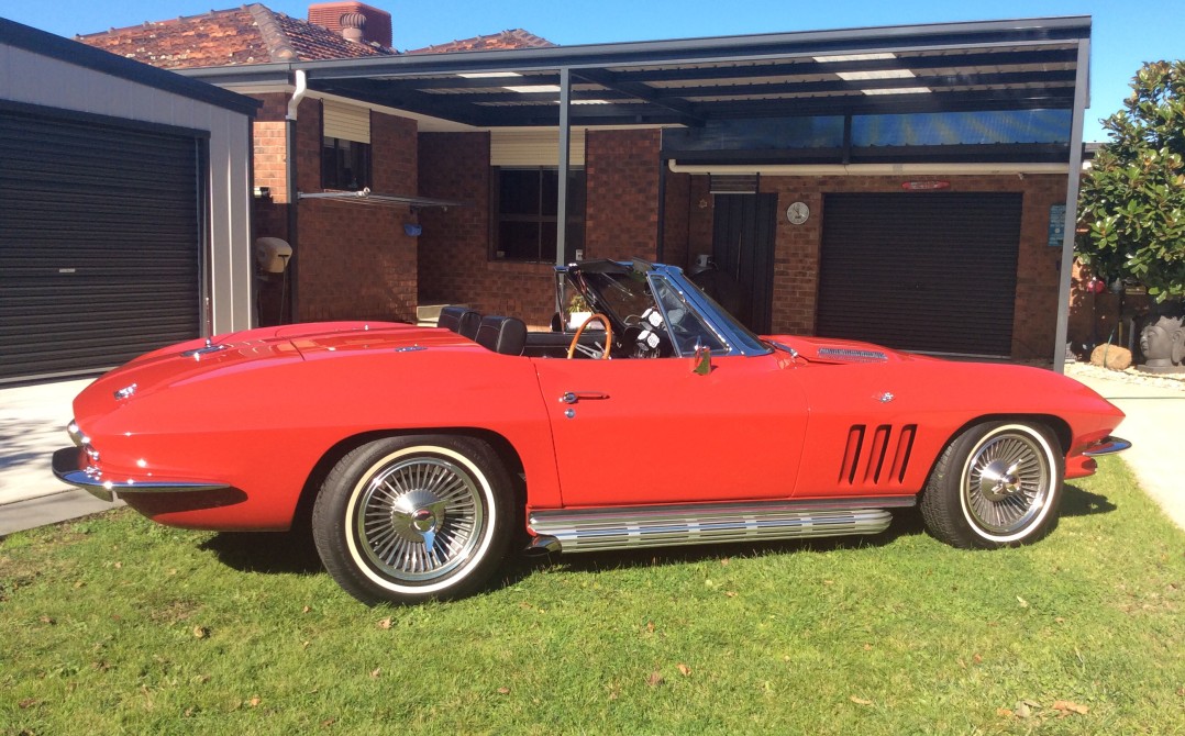 1966 Chevrolet CORVETTE STINGRAY