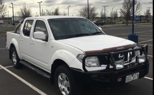 2010 Nissan NAVARA