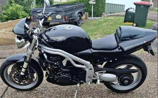 2002 Triumph 955cc SPEED TRIPLE