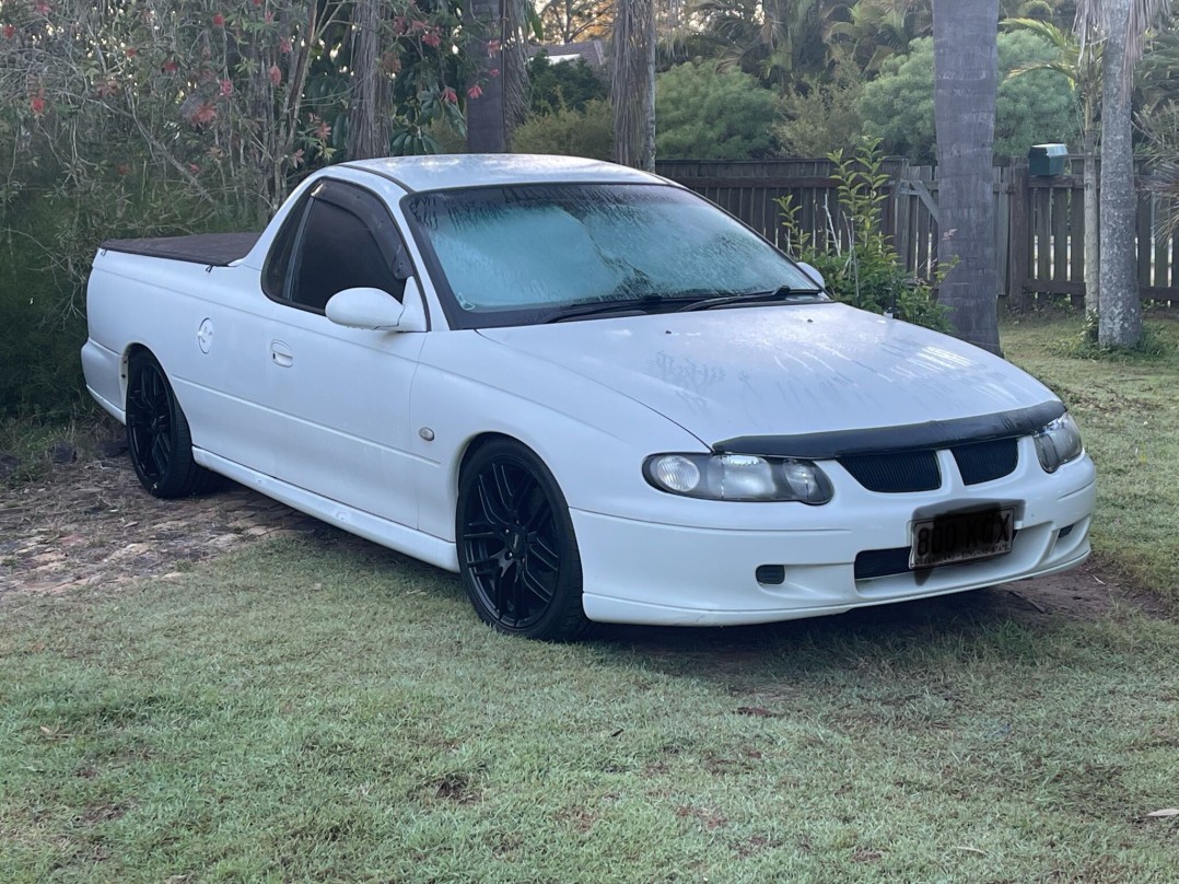 2002 Holden Vu