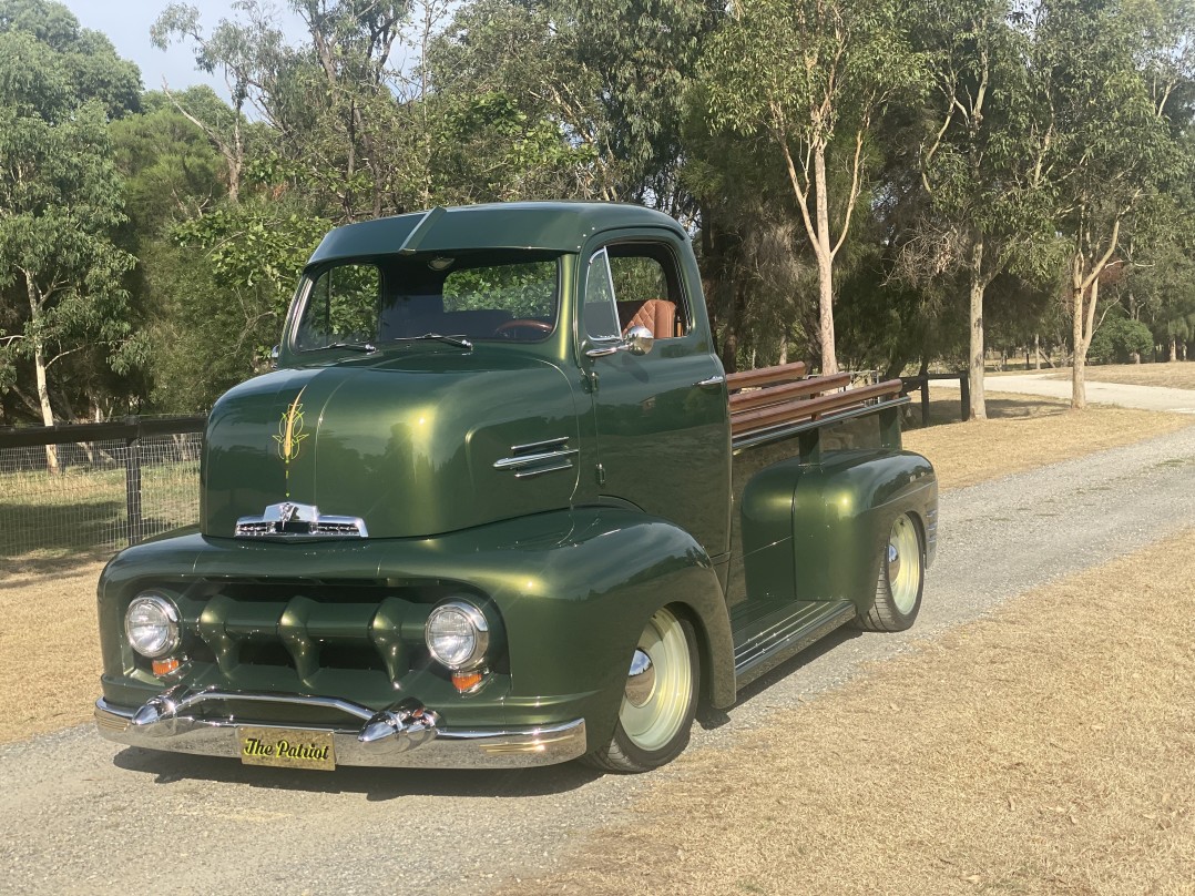 1952 Ford F5 cab over pick up custom