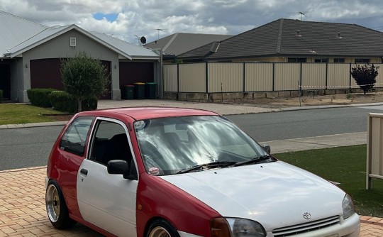 1998 Toyota STARLET LIFE