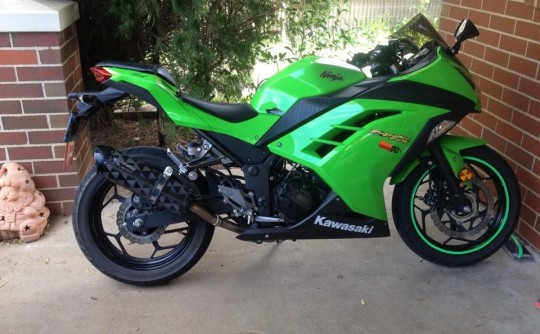 2014 Kawasaki 300cc ninja