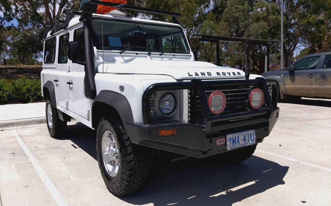 2010 Land Rover DEFENDER 110 (4x4)