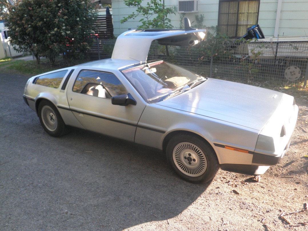 1983 DeLorean coupe