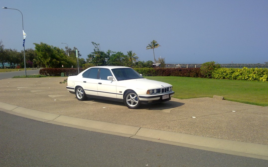 1992 BMW 525i