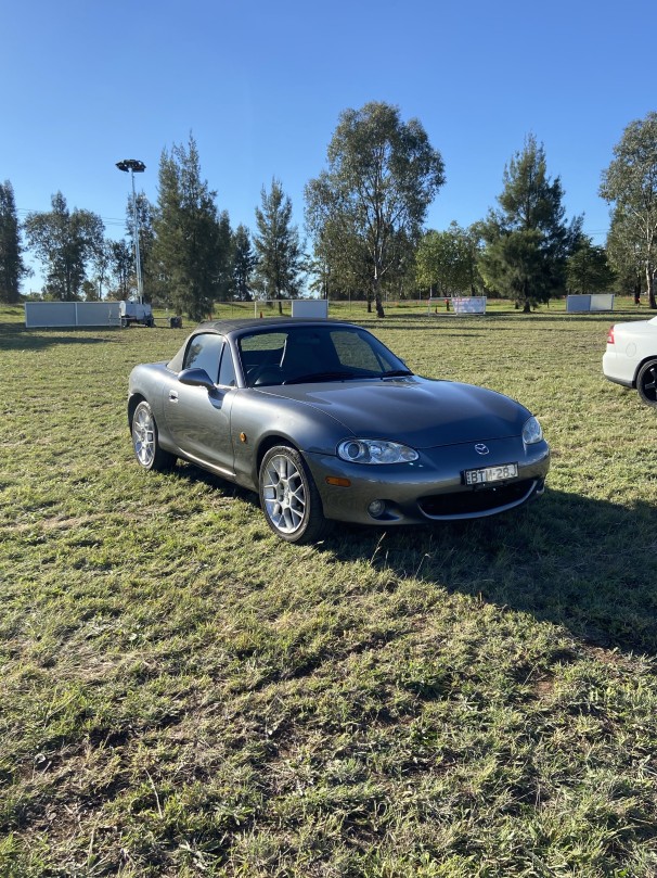 2002 Mazda MX-5 Titanium