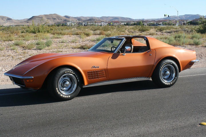 1972 Chevrolet CORVETTE STINGRAY