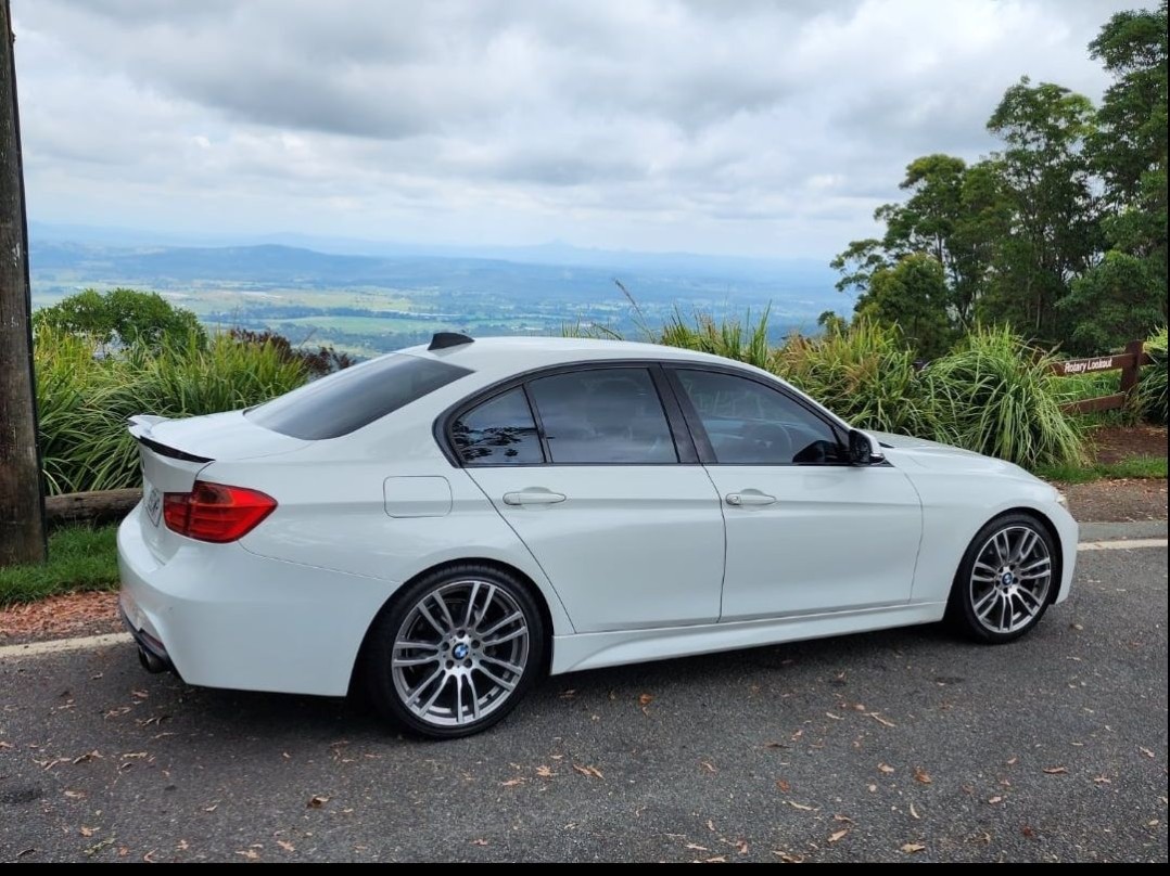 2013 BMW 320i