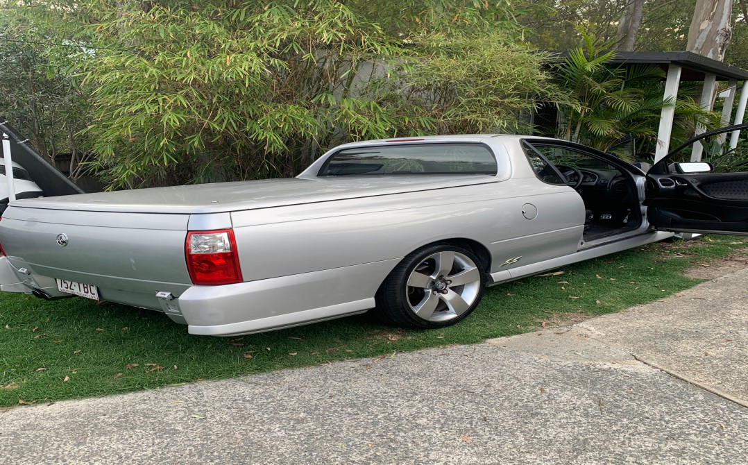 2004 Holden COMMODORE SS