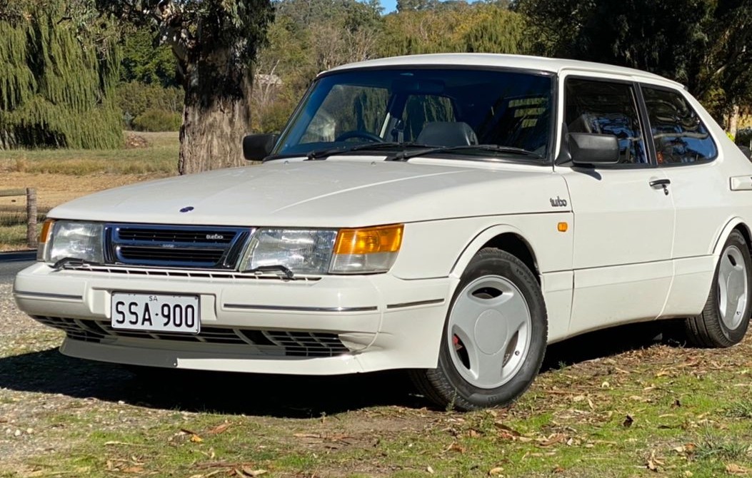 1990 SAAB 900 AERO TURBO 16S
