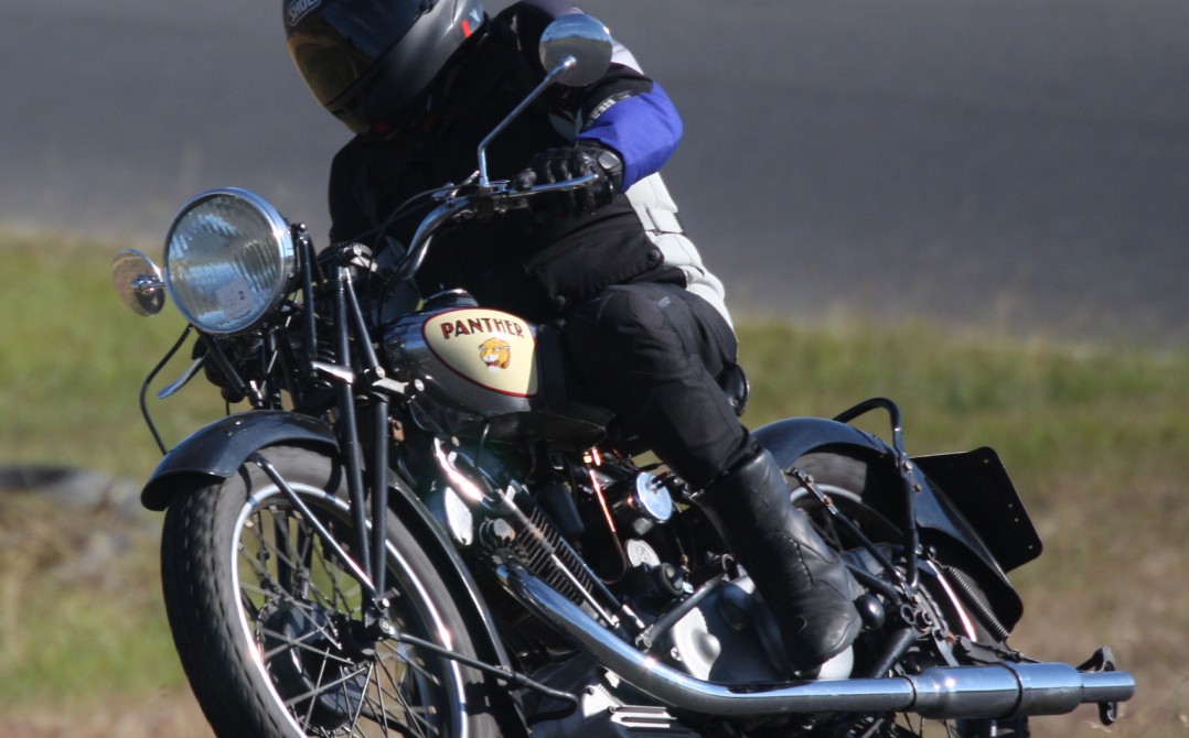 1937 PANTHER M100 Redwing