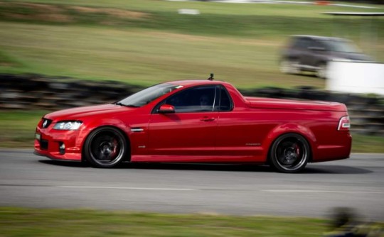 2011 Holden COMMODORE SS THUNDER