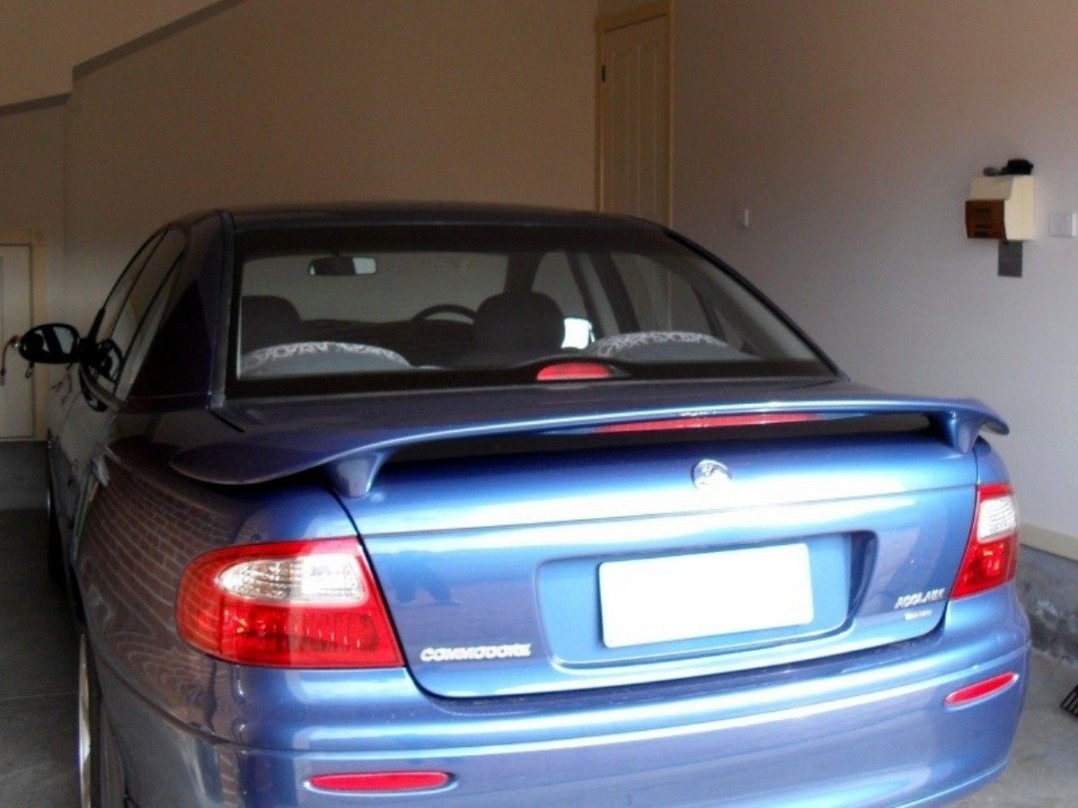 2001 Holden Commodore VX II Acclaim